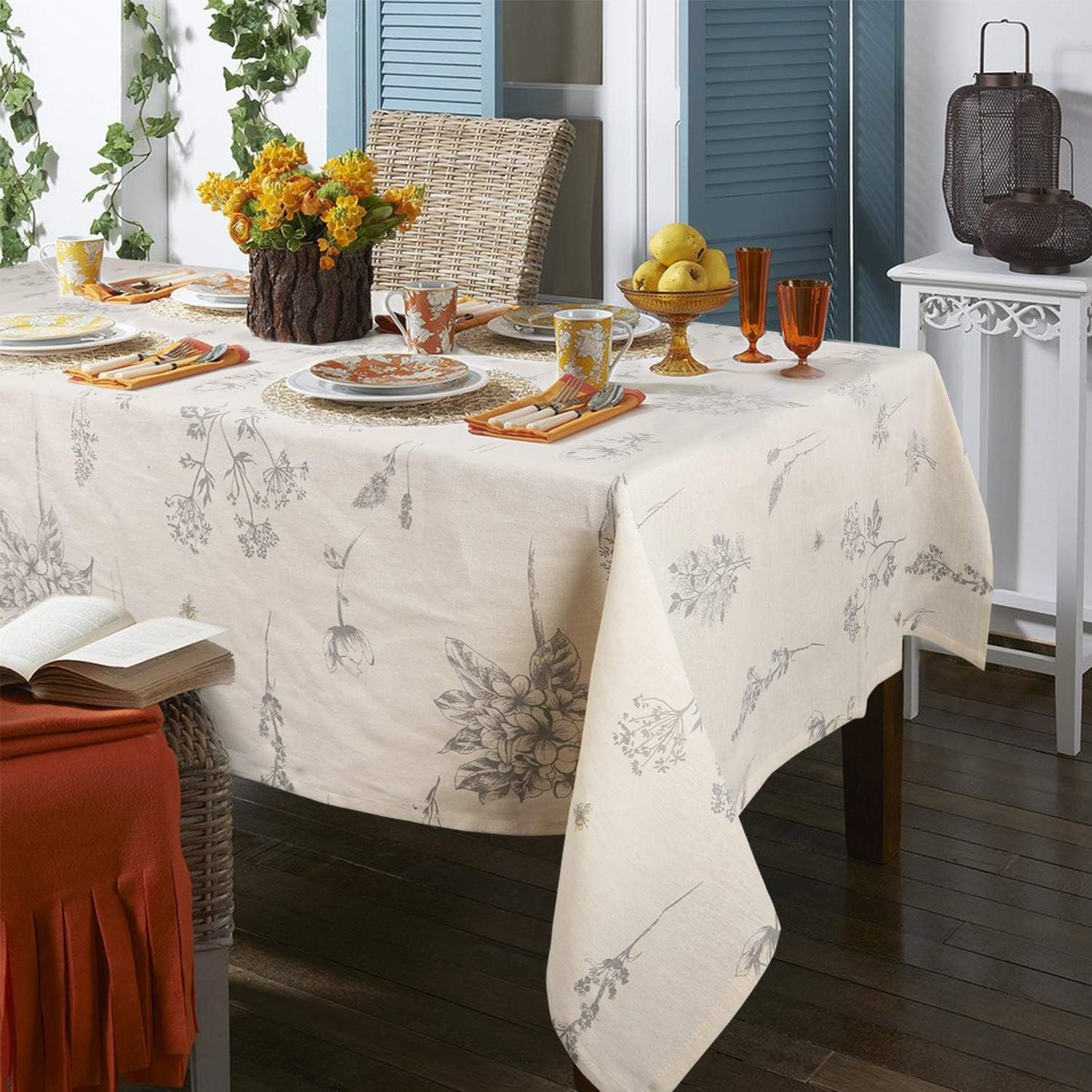 Cotton-Linen Tablecloth with Botanical Print (Cottage Style, Rectangular) - Image 2